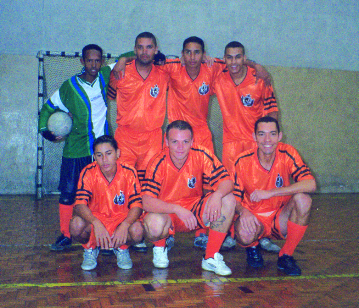 Em pé: Nei, Luis, Gilmar e Billy. Agachados: Juninho, Jé (Alemão) e Edson.