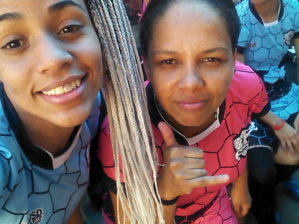 Nay & Carolzinha (Paarticipação especial da Ale atrás kkk)